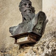 Busto Skanderbeg