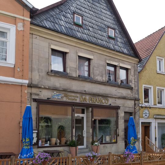 Wohnhaus mit Gaststätte