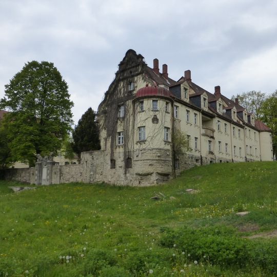 Workers' apartment building of the Hornschuch spinning mill in Hornschuchshausen