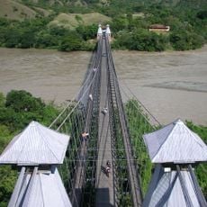 Puente de Occidente