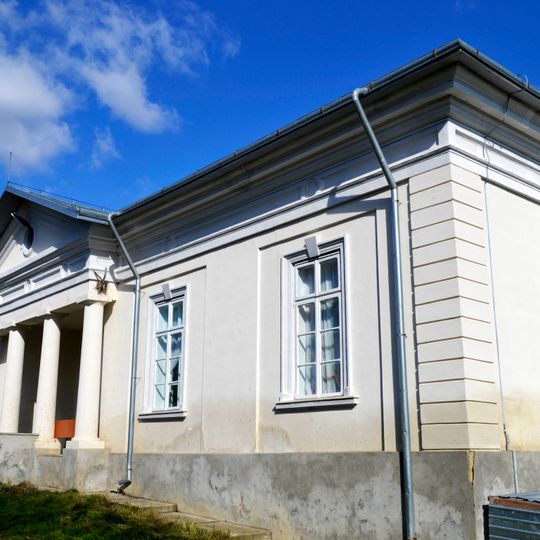 Haret mansion in Vlădeni, Corlăteni, Botoșani