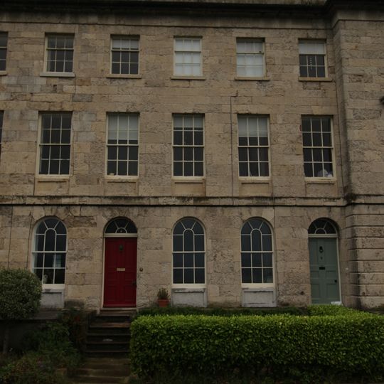 9 Victoria Terrace