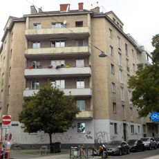 Wohnhausanlage Nordbahnstraße 24