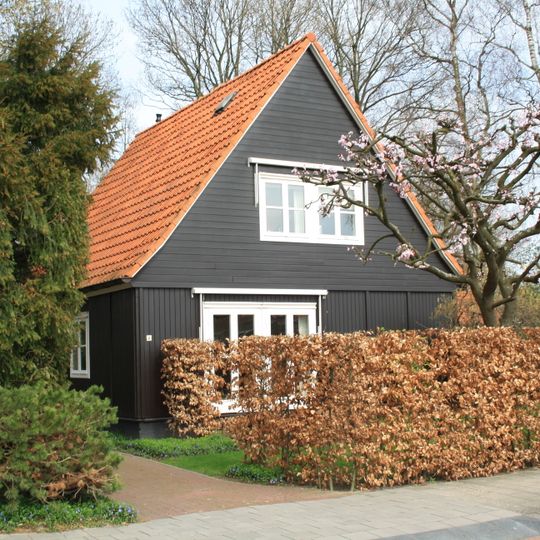 Houten woonhuis van het type OW