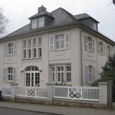 Villa mit Garten und Einfriedung Parsevalstraße 3