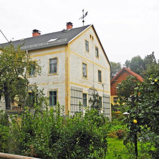 Wohnhaus mit Werkstatteinbau und Nebengebäude Quohren
