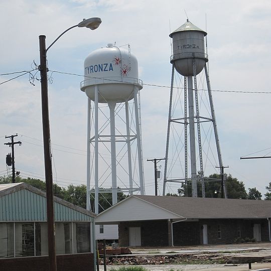 Tyronza Water Tower