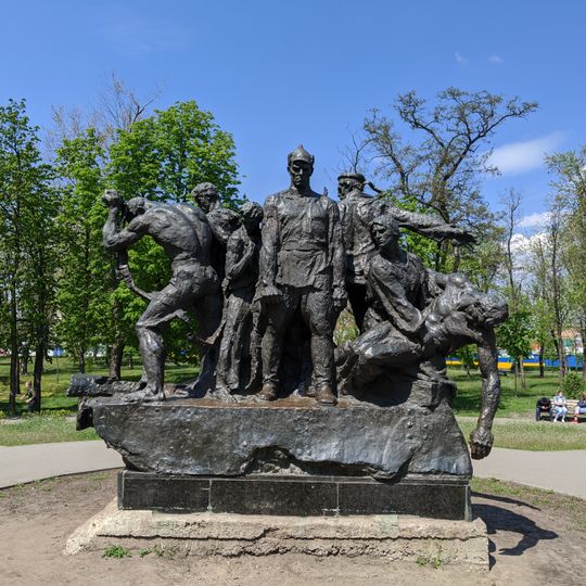 "Tarashanets" zirhli poezd ekipajiga yodgorlik