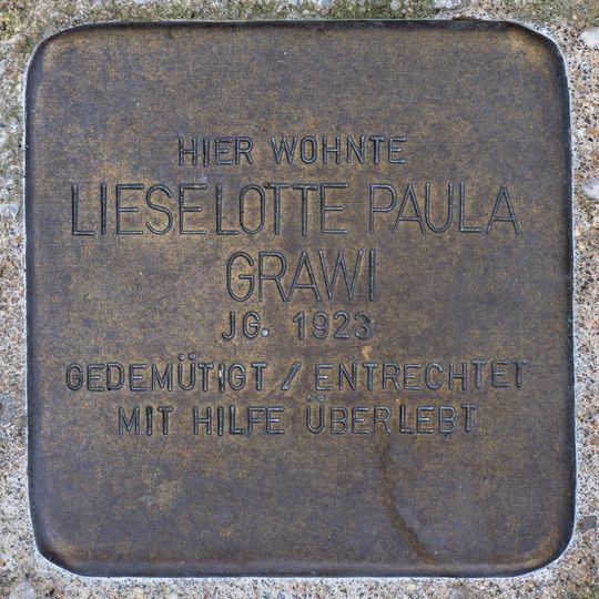 Stolperstein en memoria de Lieselotte Paula Grawi