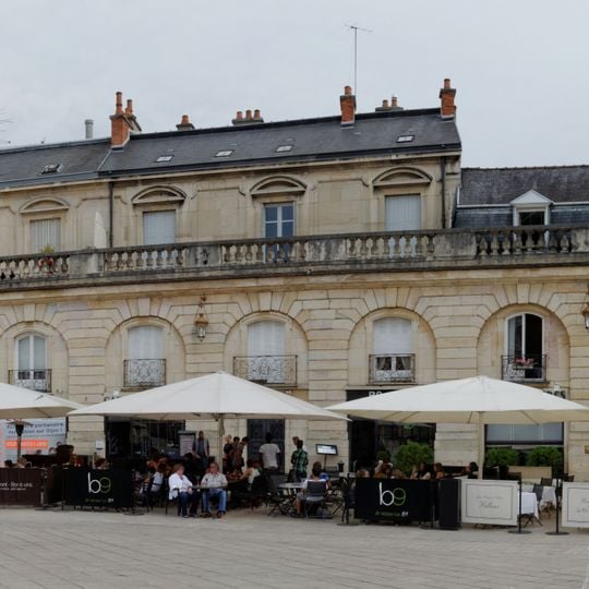 Immeuble, 11 place de la Libération