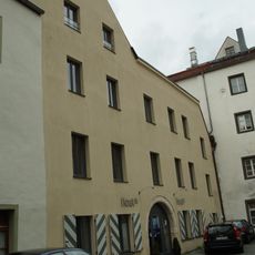 Wohnhaus, ehemals Wirtschaftshof zu Glockengasse 5