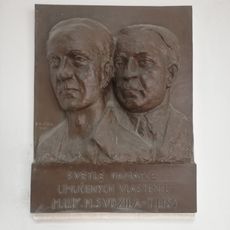 Pamětní deska obětem druhé světové války