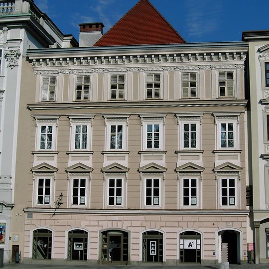 Bürgerhaus, Altes Stadthaus
