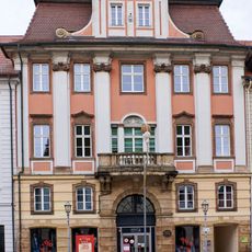 Martin-Luther-Platz 6