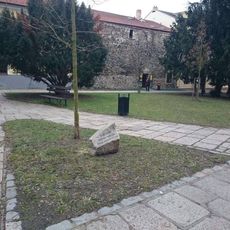 Památník Sokolů v Palackého sadech v Chomutově