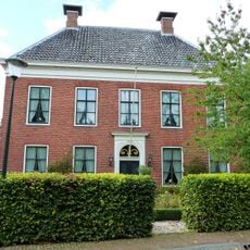 Kerkstraat 1, Middelstum