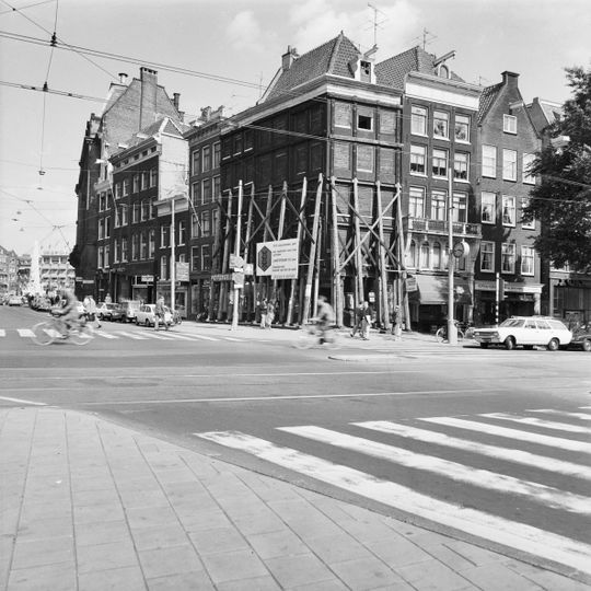 Nieuwezijds Voorburgwal 151, Amsterdam