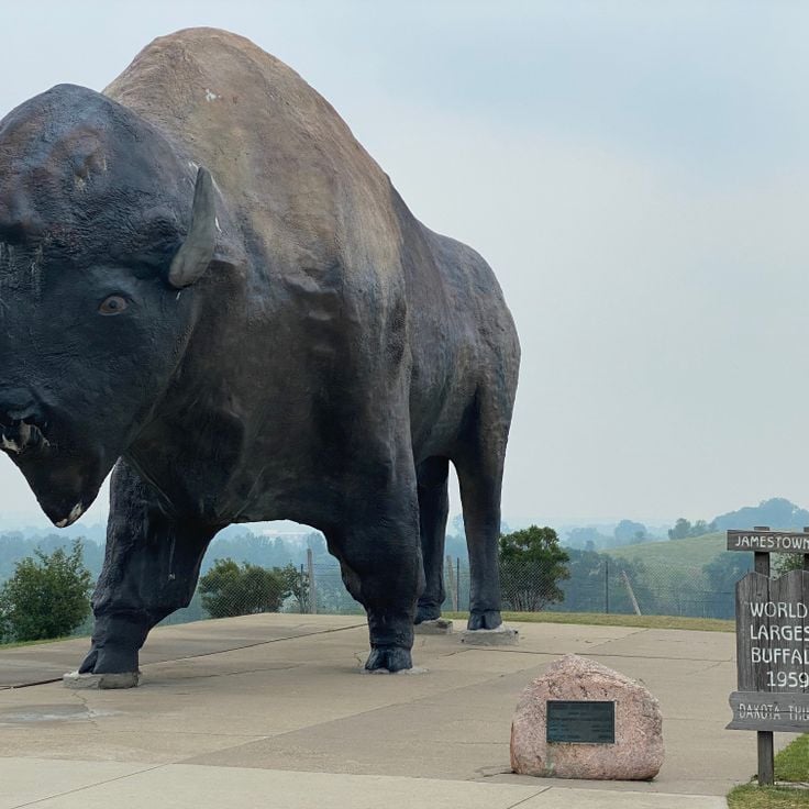 Kjempebisonstatue