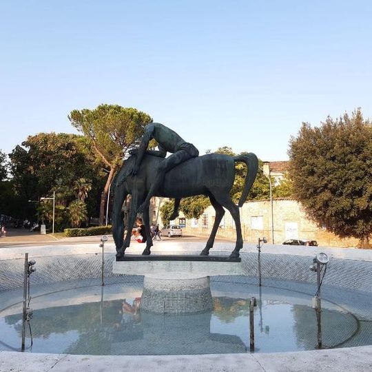 Monument to the fallen of all wars