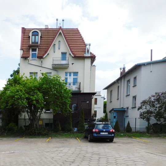 Budynek przy ulicy Pułaskiego 23a