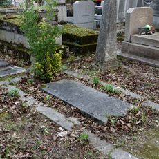 Grave of Unidentified2