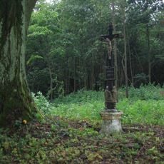 Boží muka na jihozápadním okraji osady Zhoř