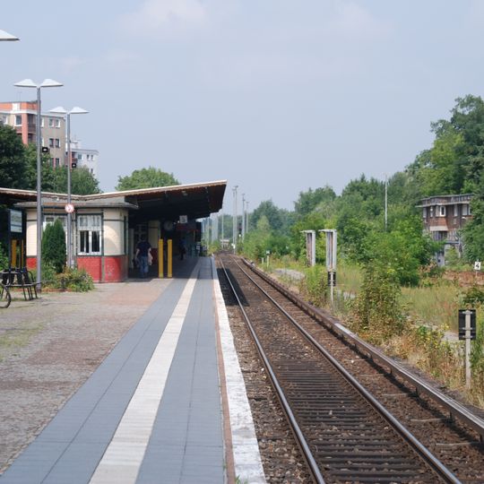 Berlin-Schönholz station