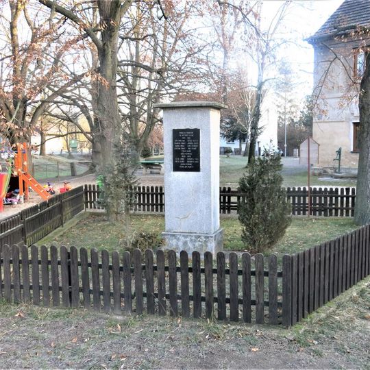 Pomník padlým v Podlešíně