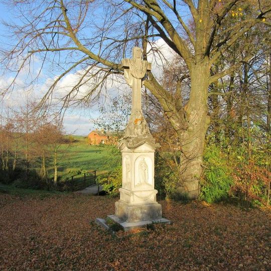 Kříž v Květíně u výjezdu na Mohelnici