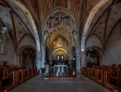 Interior 2