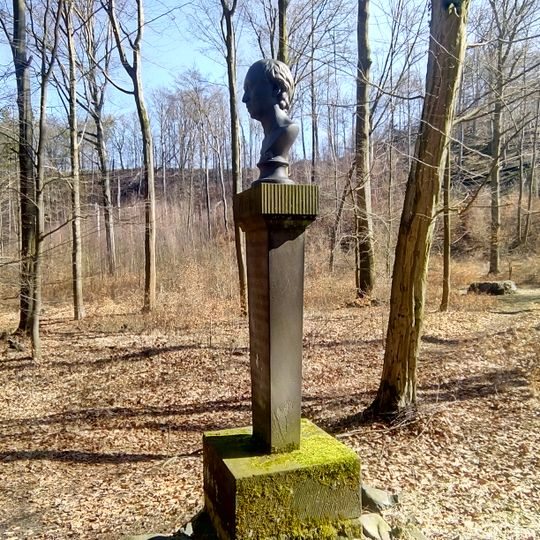 12 monuments and three bridges over the Röder