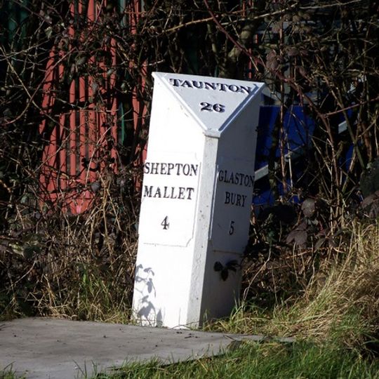 Mile Post At Ngr St 5733 3990