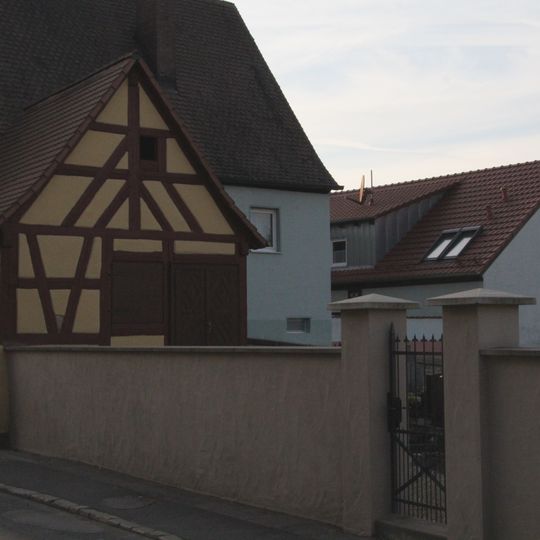 Leichenhalle Reschenbergstraße 3