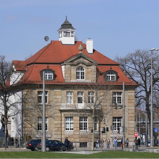 Villa Karl-Tauchnitz-Straße 2