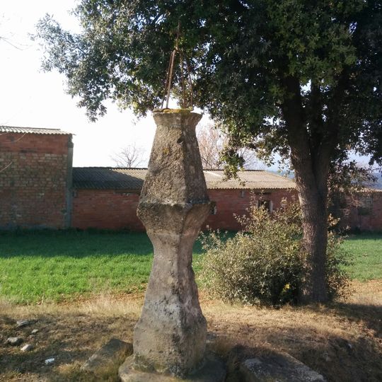 Creu de terme de Pujals dels Pagesos