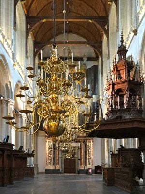 Interior 3
