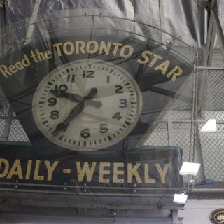 Toronto Star Arena Clock