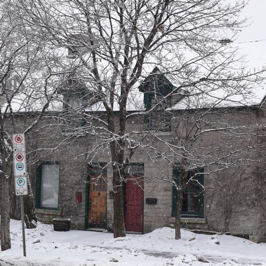 174-176, avenue King Edward