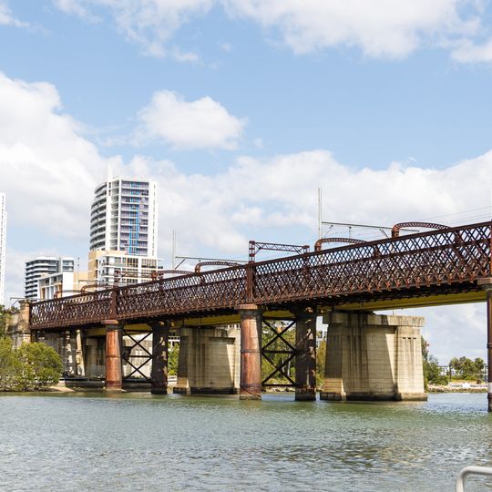Parramatta River railway bridge, Meadowbank