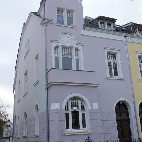 Fontanestraße 4