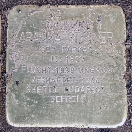 Stolperstein en memoria de Aranka Steiner