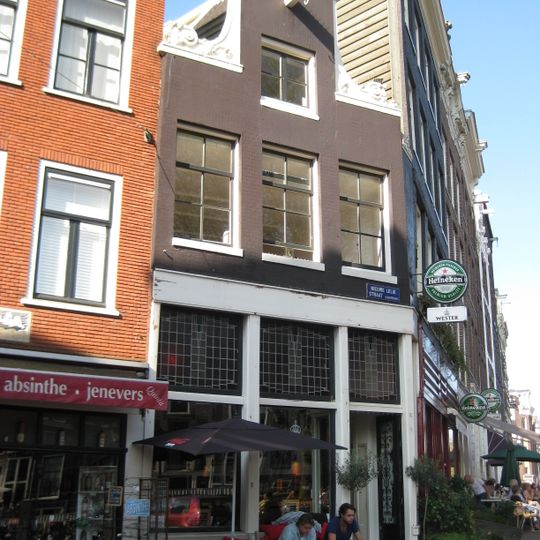 Hoekhuis met halsgeveltje