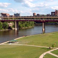 Washington Avenue Bridge