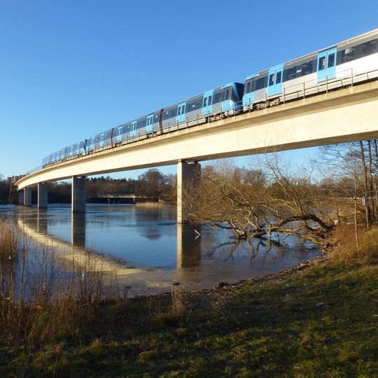 Albysjöns tunnelbanebro