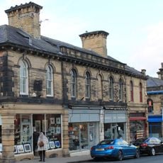 1, Lower School Street