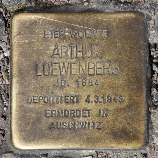 Stolperstein à la mémoire d’Arthur Loewenberg