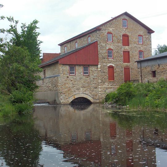 Vieux moulin en pierre