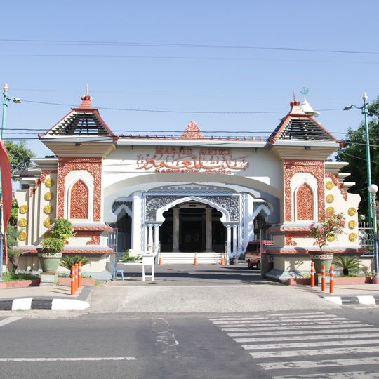 Jepara Baitul Makmur Grand Mosque
