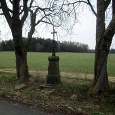 Kříž jižně od Loužné