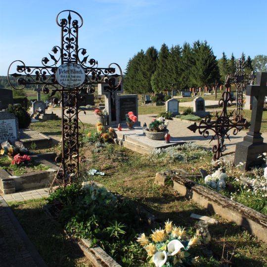 Cemetery in Bartąg